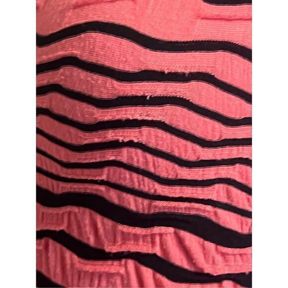 Tinanello Rare Andalucia Tunic Pink & Black Short Sleeves Size M - Picture 3 of 9